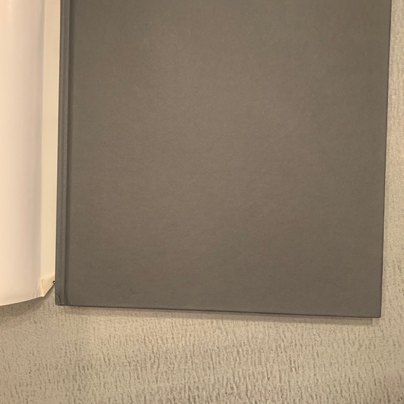 Harley Davidson Coffee Table book - Picture 5 of 9